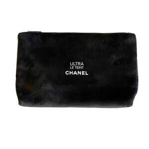 Chanel Ultra Le Teint Black Velvet Cosmetic Bag Zip Pouch Clutch Purse